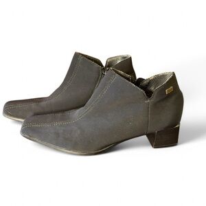 Rieker Women Kelly Black Waterproof Booties 38 US 7.5 Zip Up Stretch Ankle Boots